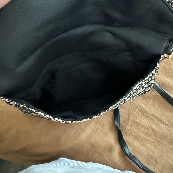 GUESS monogram Vintage Purse (+free bag pictured) - Picture 8 of 8